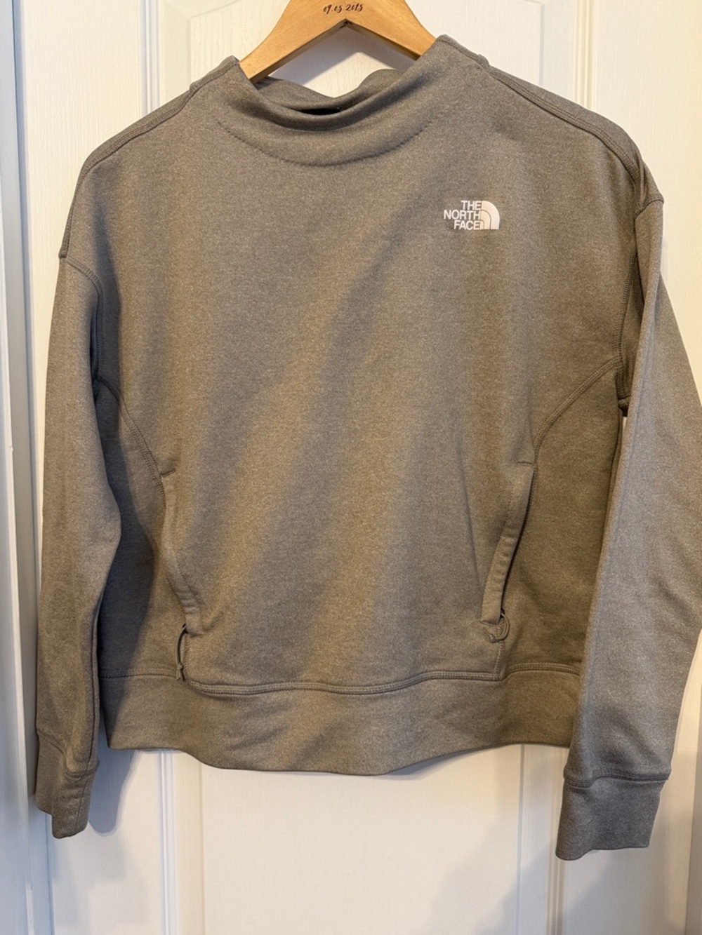 North face sweater